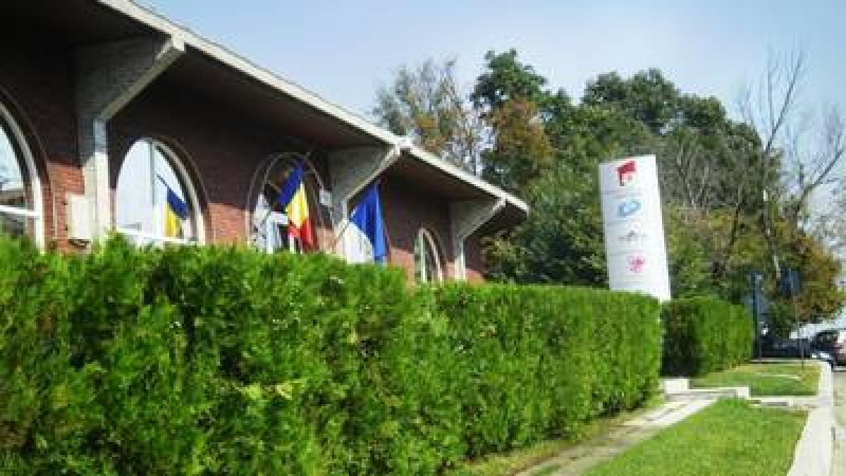 cna lamuriri televiziuni intact