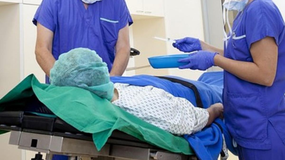 alerta medicala patru persoane bolnave de gripa porcina au murit