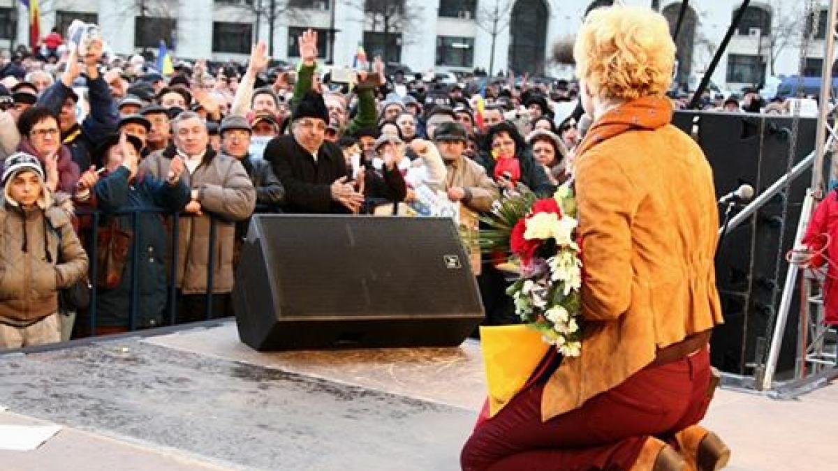 dana grecu marturisire despre ingenuncherea din piata constitutiei