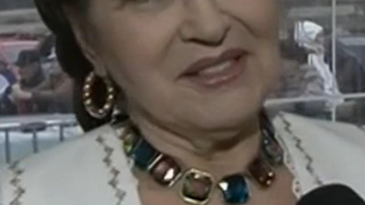 lectie de la o mare artista din romania este incredibil ce poate sa faca la 77 de ani