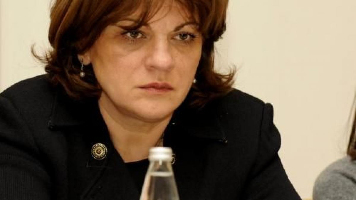 carmen tocala inlocuita cu narcisa lecusanu