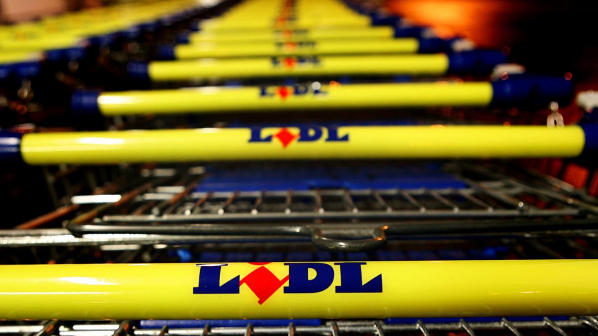 alerta de la lidl un produs este suspect de contaminare cu salmonella