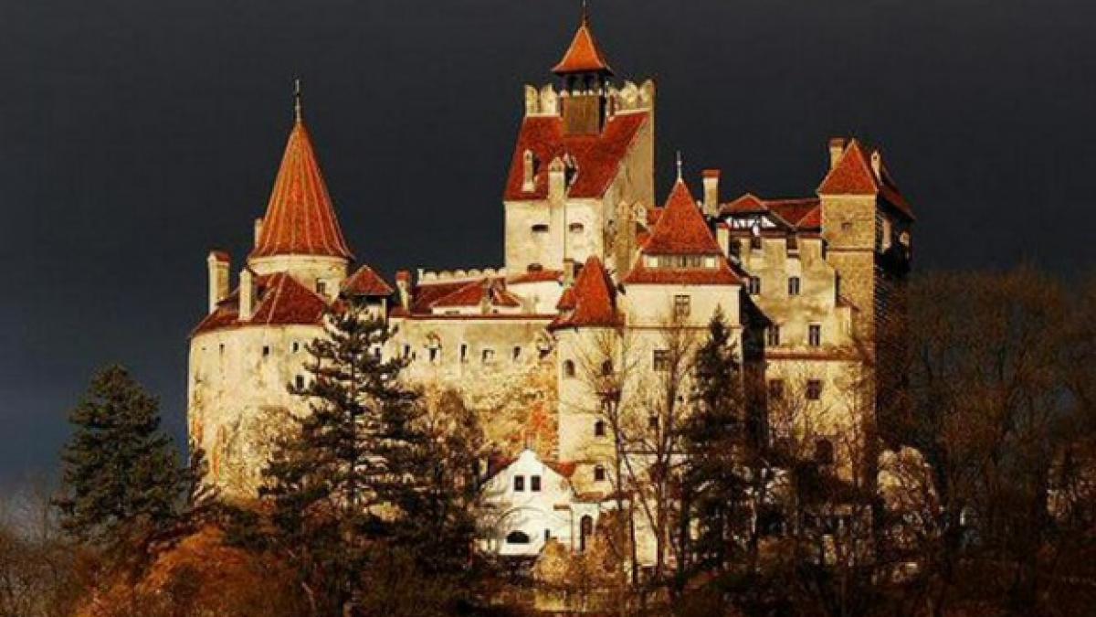 muzeul bran se inchide