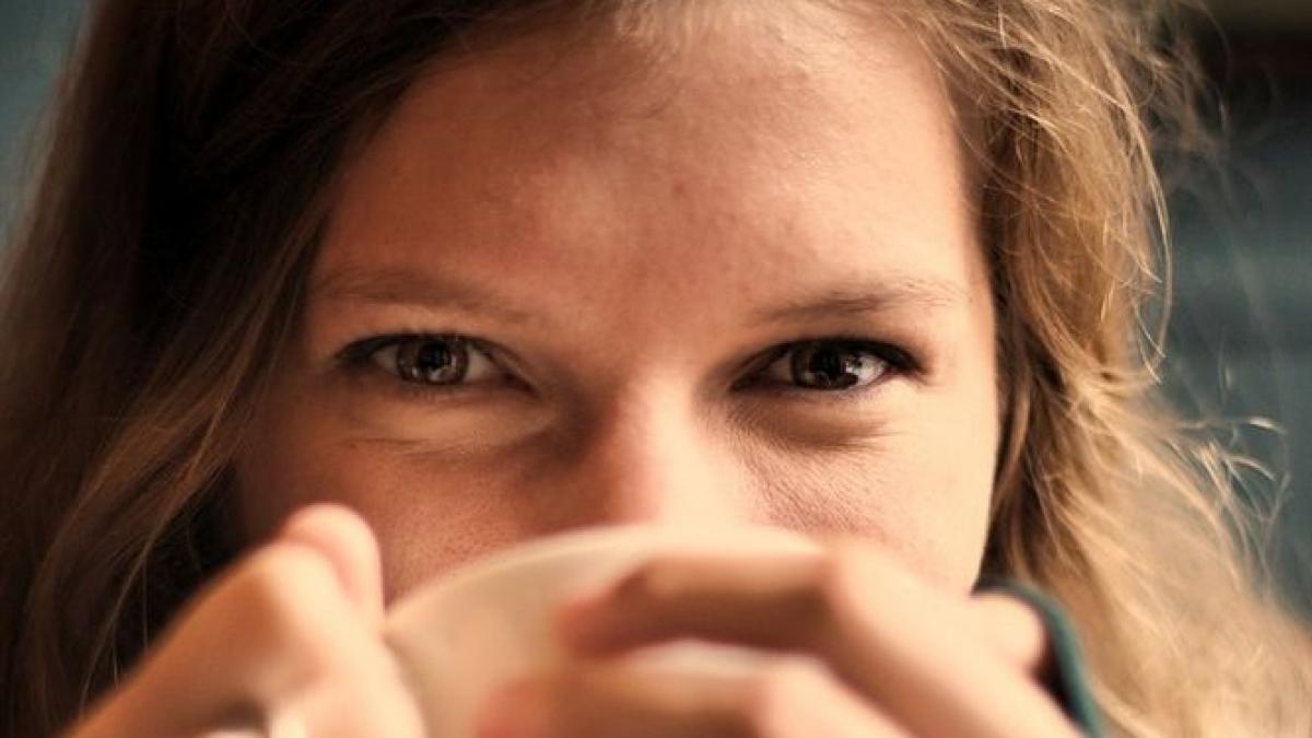 iubitul ei petrecea prea mult timp pe facebook gestul socant comis de fata