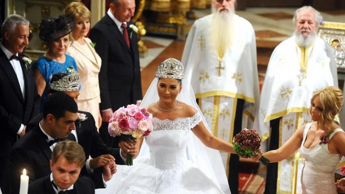 exces de putere aranjamente de nunta dosare penale elena basescu