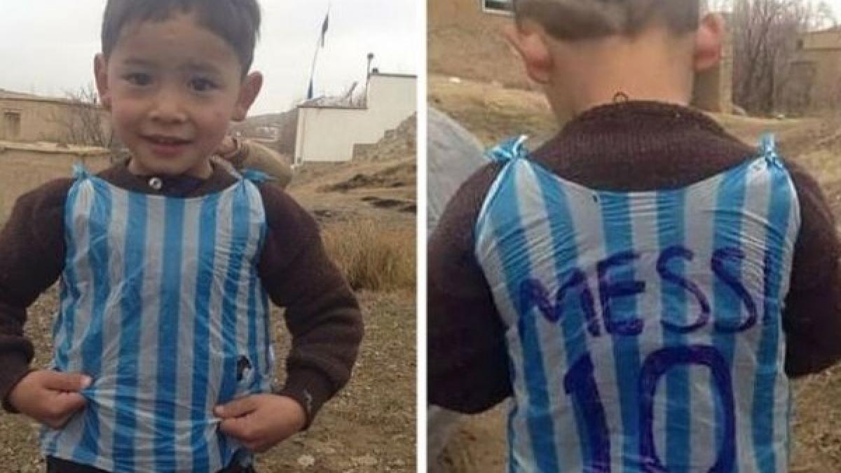 gest emotionant pustiul afgan care si a facut tricou cu messi dintr o punga a primit un dar de la