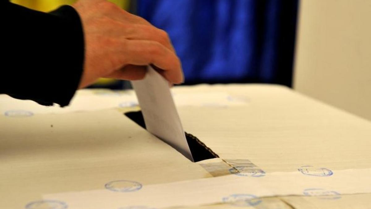 batalie precampanie electoral capitala afise