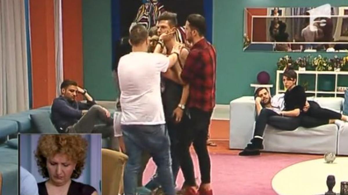 concurenti mireasa pentru fiul meu bataie