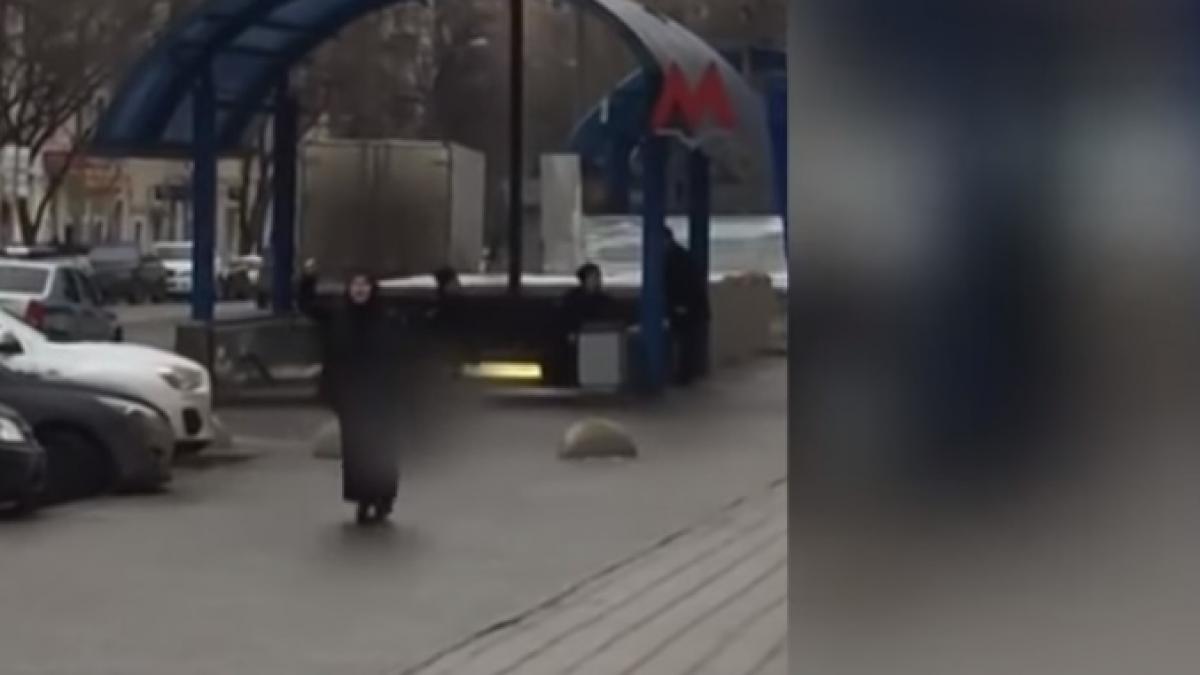 femeia care s a plimbat cu capul taiat al unui copil pe o strada din moscova ce se stie pana acum