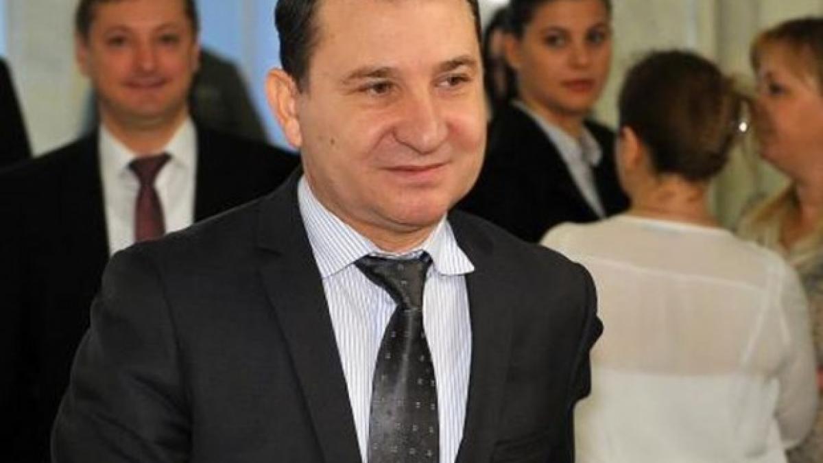 primarului municipiului bacau romeo stavarache transportat de urgenta la spital