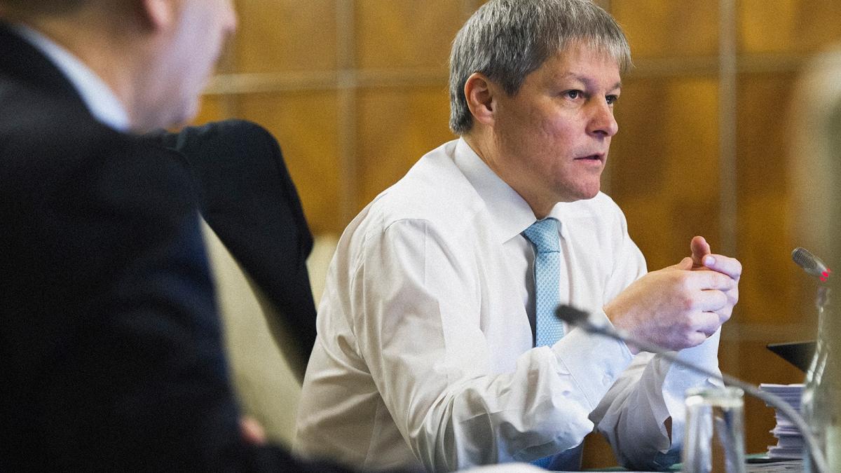 schimbare majora in guvernul ciolos cine se alatura echipei