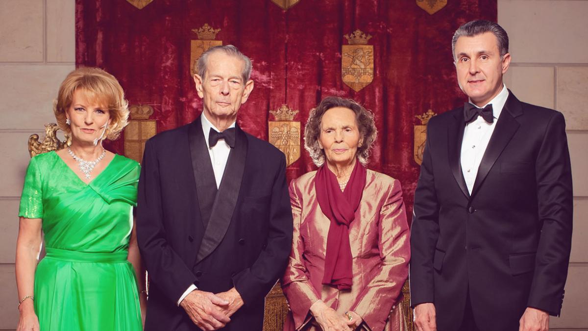 declaratie casa regala retragere rege