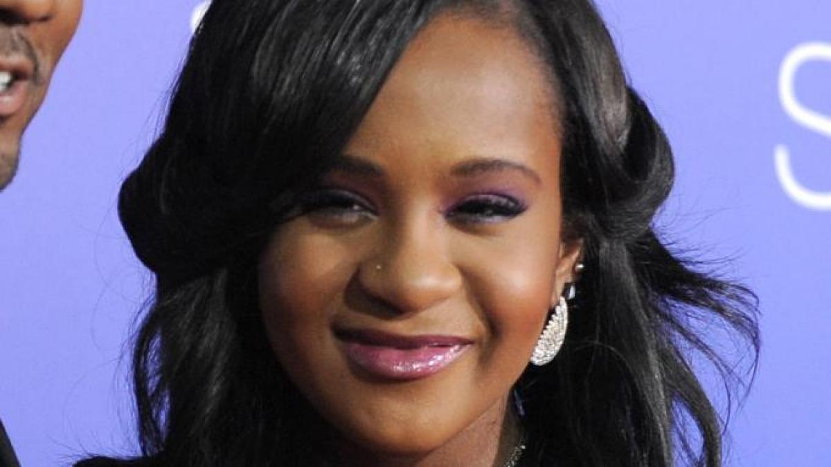 moarte bobbi kristina brown