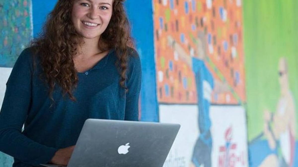 cel mai tanar miliardar al planetei este o fata de 19 ani detaliul incredibil din viata fetei cu o