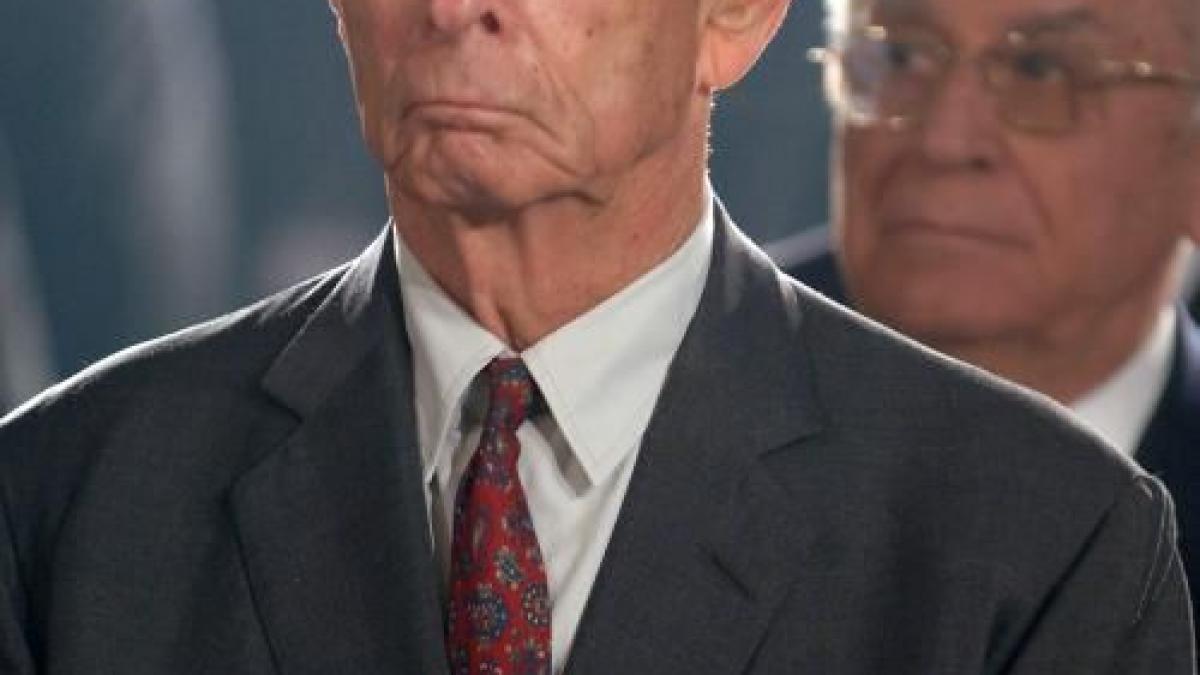 decizia luata de bor in privinta regelui mihai