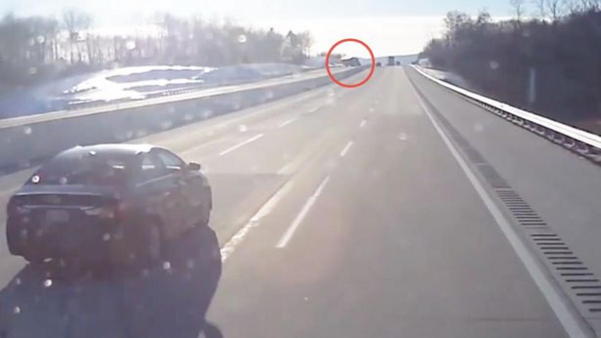 GRABS-Trucker-survives-horrific-crash-and-explosion.jpg