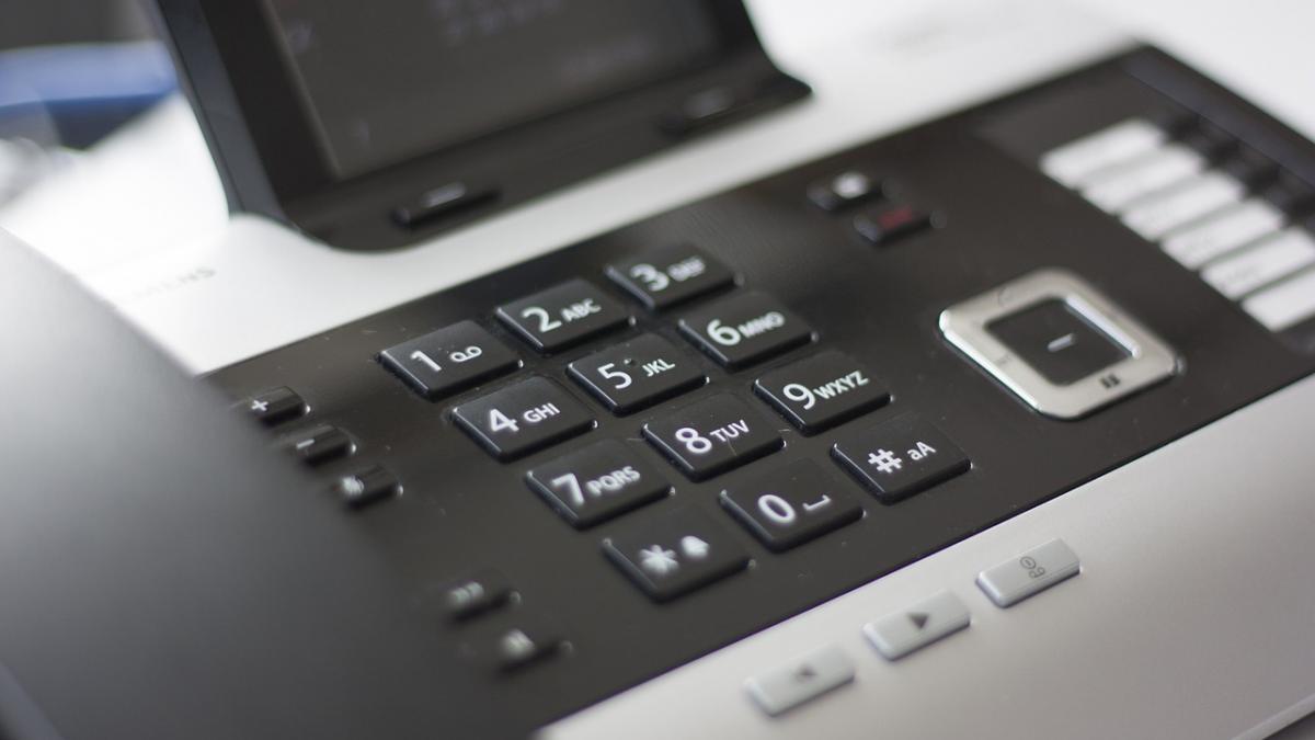 au angajat o dupa un interviu telefonic dar cand au vazut o in realitate in prima zi de munca au