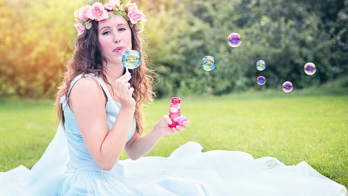 google sarbatoreste ziua internationala a femeii cu un logo special ce trebuie sa stii despre ziua