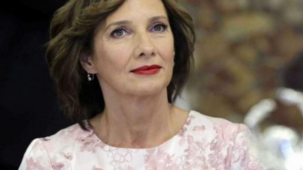 haine biserica carmen iohannis