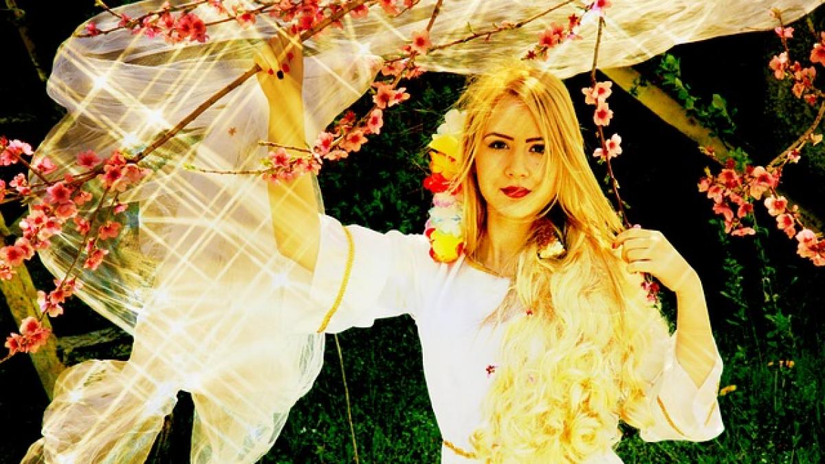 mesaje de 8 martie cele mai frumoase felicitari urari si sms uri de ziua internationala a femeii