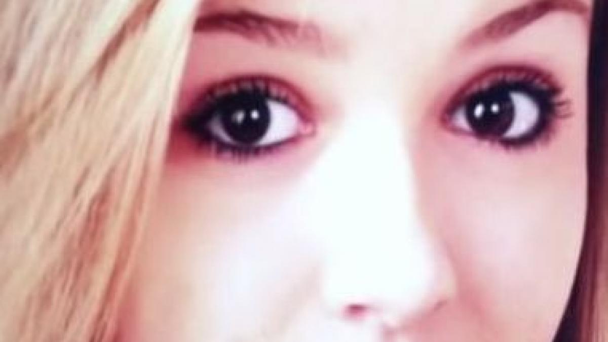 s a uitat o secunda la telefonul mobil si toata viata i s a schimbat