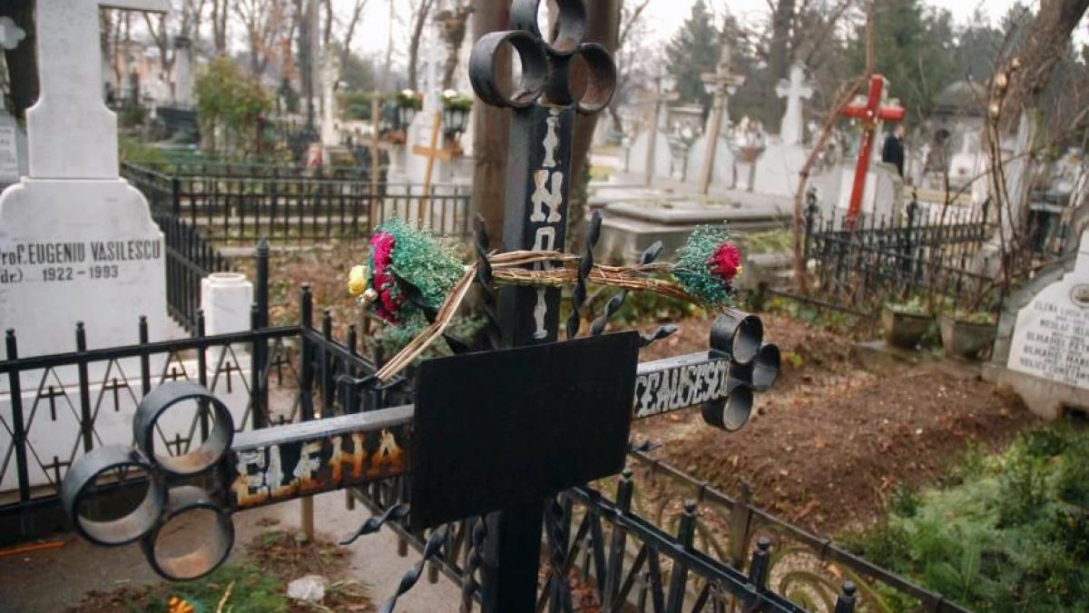 gestul neasteptat facut de ginerele elenei ceausescu la mormantul ei