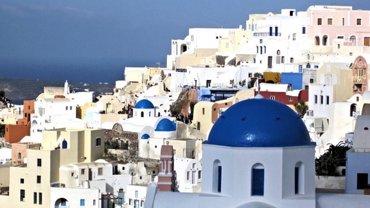 anunt socant al locuitorilor din insula santorini pentru turisti ocoliti ne