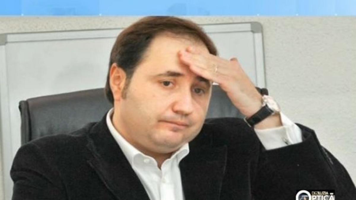 deziluzia optica felix rache rizea