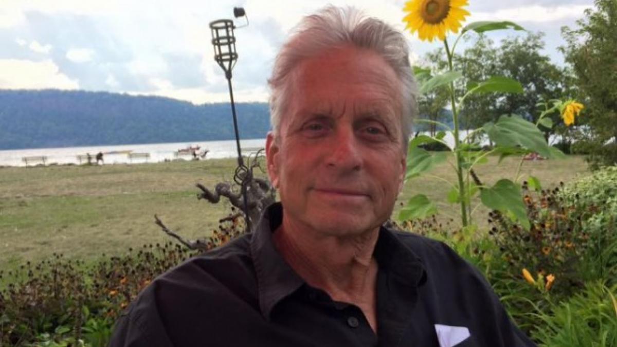 Michael Douglas e pe moarte: Medicii l-au anunțat cât mai are de trăit