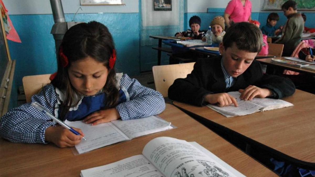 ministrul sanatatii despre elevii cu toxiinfectie alimentara fac un apel catre cadrele didactice sa