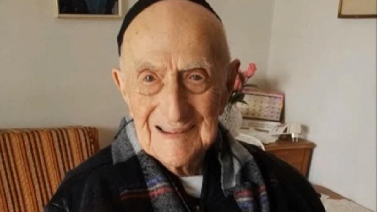 cartea recordurilor cel mai batran barbat din lume este un supravietuitor al holocaustului vezi