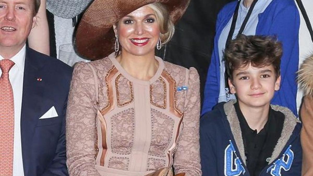 gafa la nivel inalt cum a foat surprinsa regina olandei