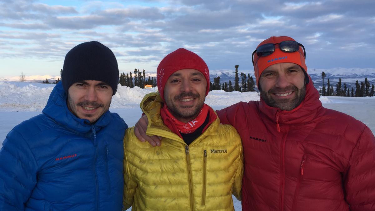 trei romani maraton la polul nord