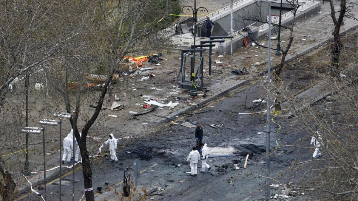 aviatia turca a bombardat tabere ale rebelilor kurzi in irak