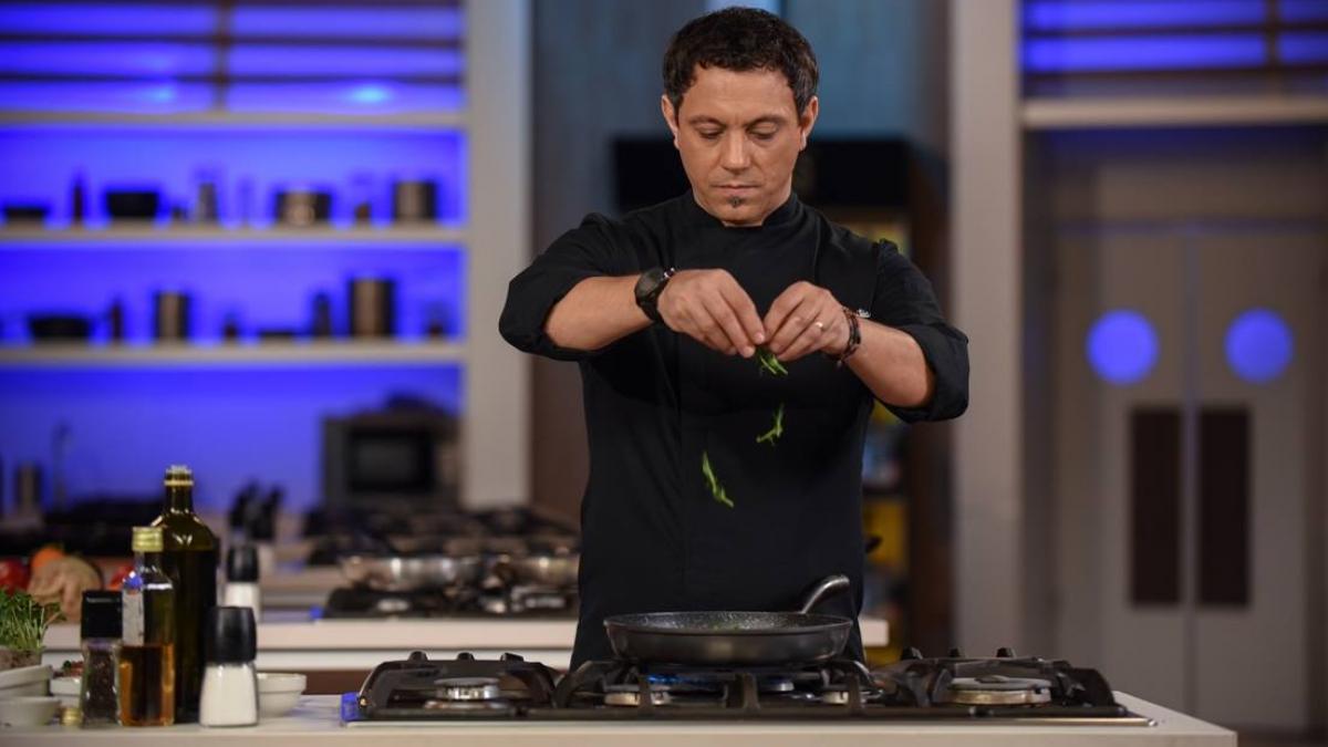 certa intre chefi salvarea puteti sa veniti sa l luati i a cazut greu mancarea la stomac