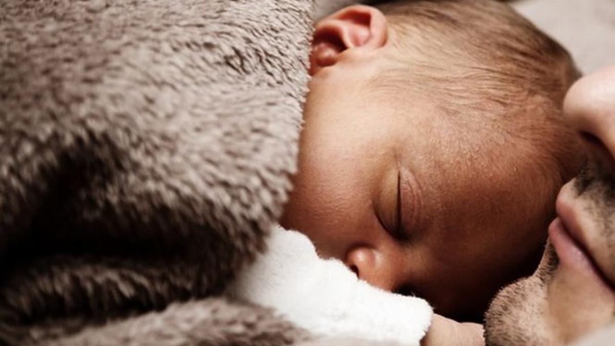 a nascut doua fetite gemene perfect sanatoase dupa doua luni medicii au facut o descoperire socanta