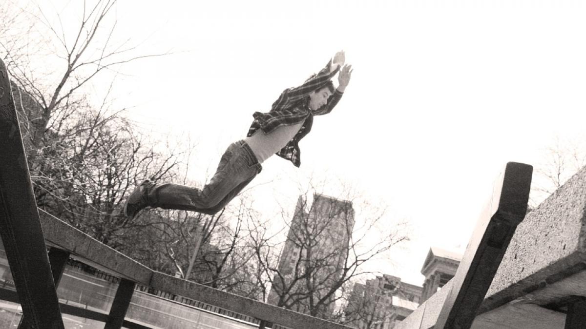 baiat stupid parkour rusia bautura