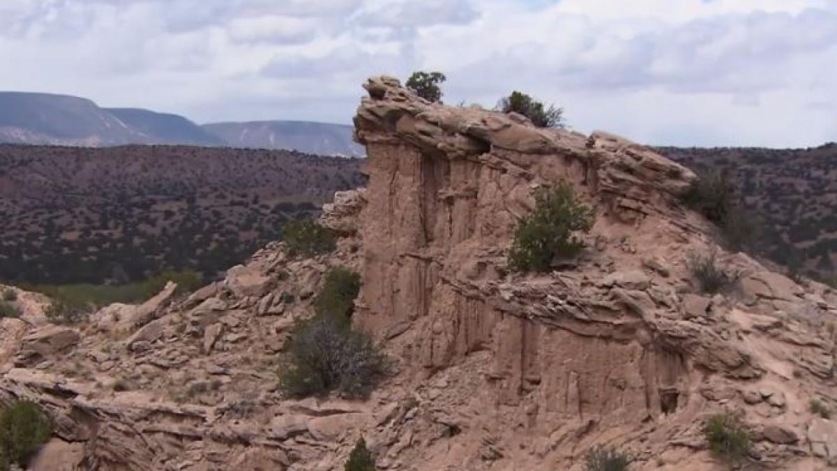 un barbat a stat inchis 25 de ani intr o pestera e incredibil ce au descoperit oamenii inauntru