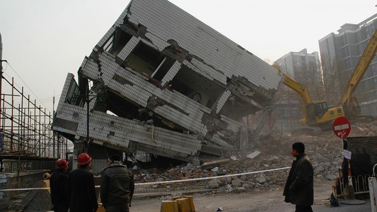 ghinion 10 demolari de cladiri care s au terminat prost video