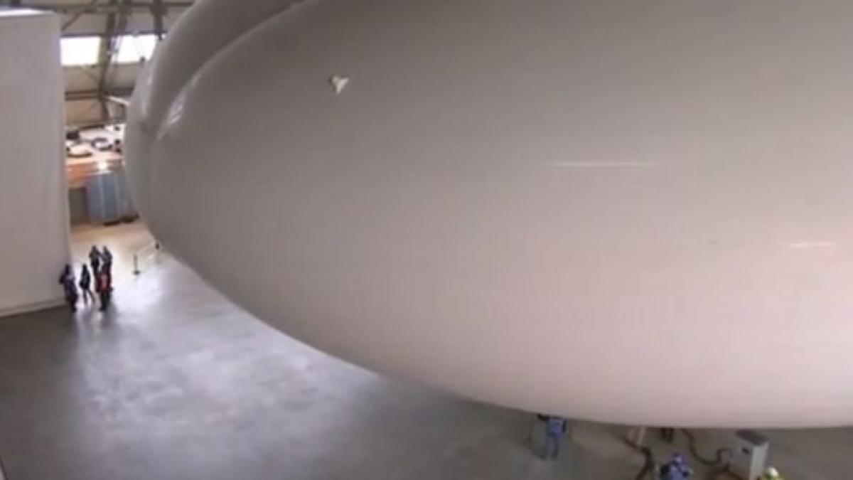 cea mai mare aeronava din lume pregatita pentru lansare in anglia