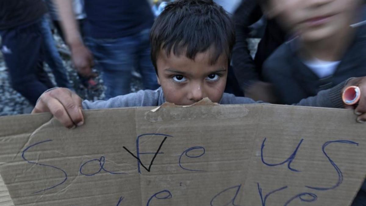 disperarea refugiatilor opriti la granite sunt sirian sunt om nu terorist avem acelasi destin