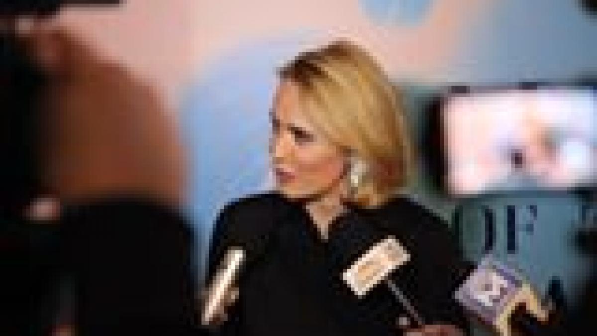 intrebarea bizara primita de andreea esca pe facebook ce i ar putea raspunde