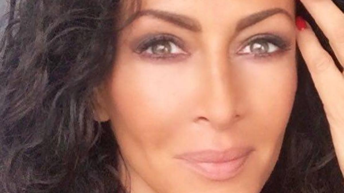 cum arata mihaela radulescu blonda e singura data cand a aparut asa