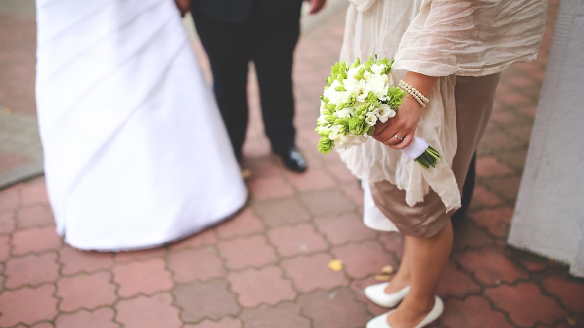 invitatia unei mirese a devenit virala cum si a anuntat parintii ca nu vrea sa i vada la nunta ei