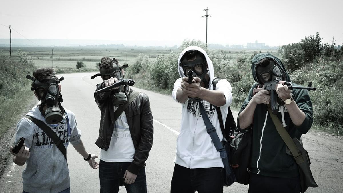 jaf ca n filme in capitala femeie atacata de hoti direct din masina