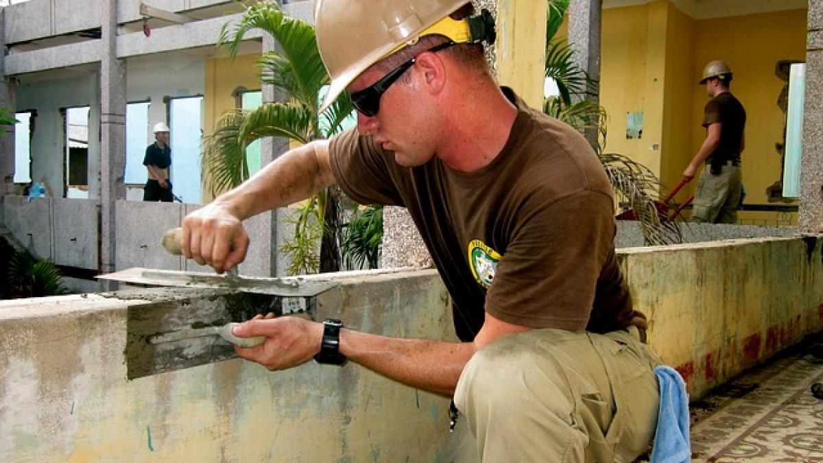 era zidar insa avea 600 de milioane de dolari in cont cum reusise sa adune averea