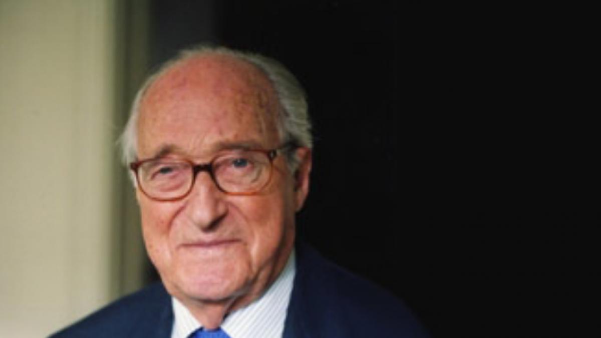 scriitorul si academicianul francez alain decaux a murit