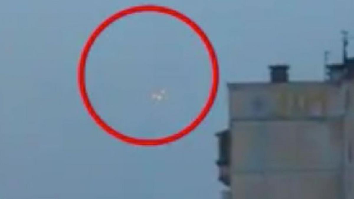 aparitie bizara pe cer in rusia un oras intreg a fost cu ochii pe obiectul care stralucea intens