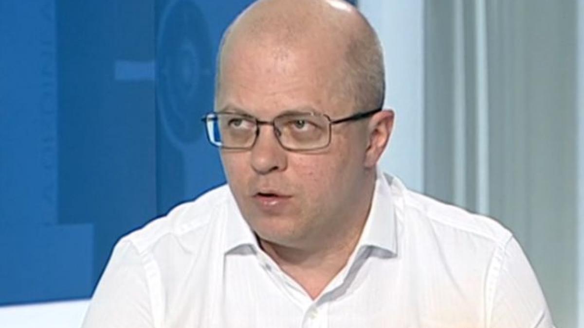 adrian ursu nu se rezolva cu catusele toate problemele din tara asta