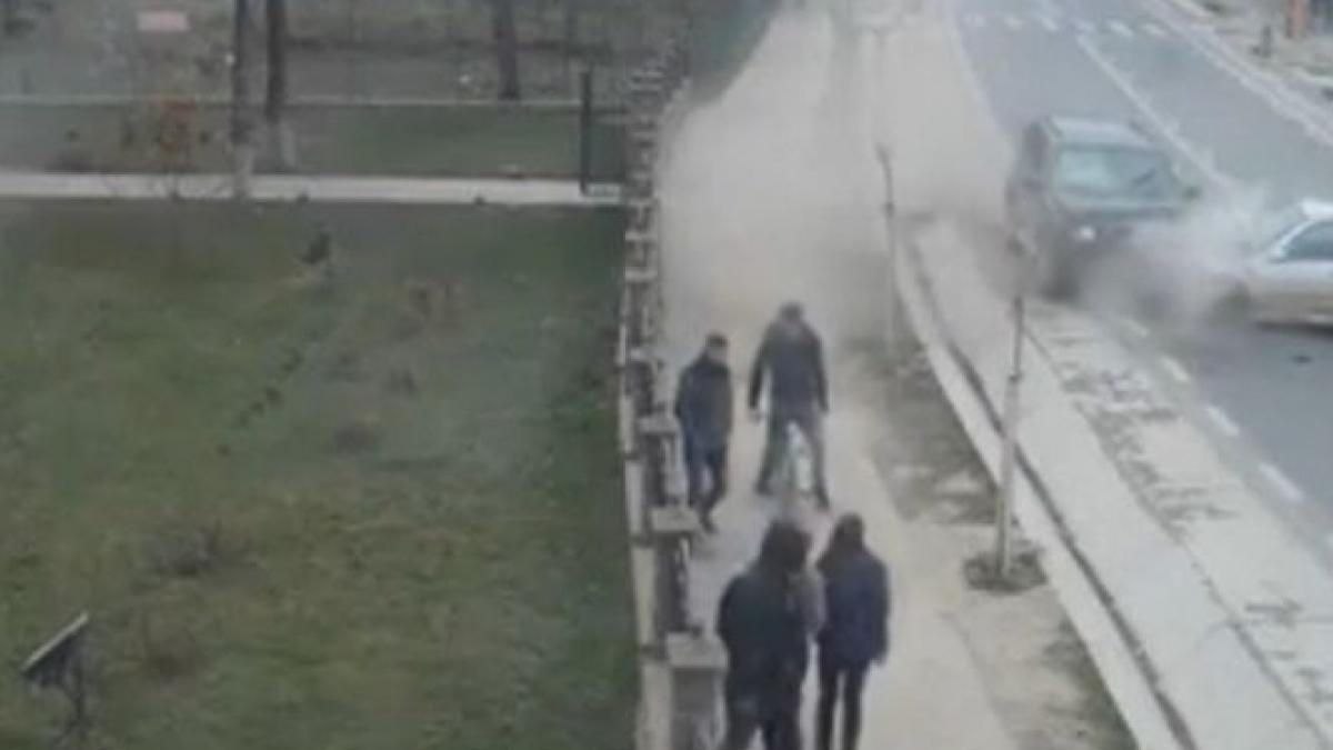 un barbat care a suferit un infarct la volan a produs un grav accident de circulatie